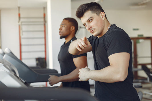 Cómo quemar grasa y lograr definición muscular en hombres deportistas